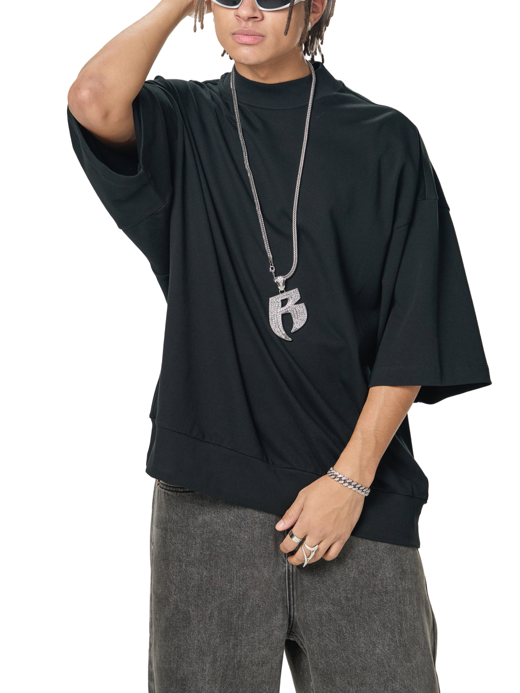 Oversized Mock Neck T-Shirt – Essential Streetwear | Tapstitch-6